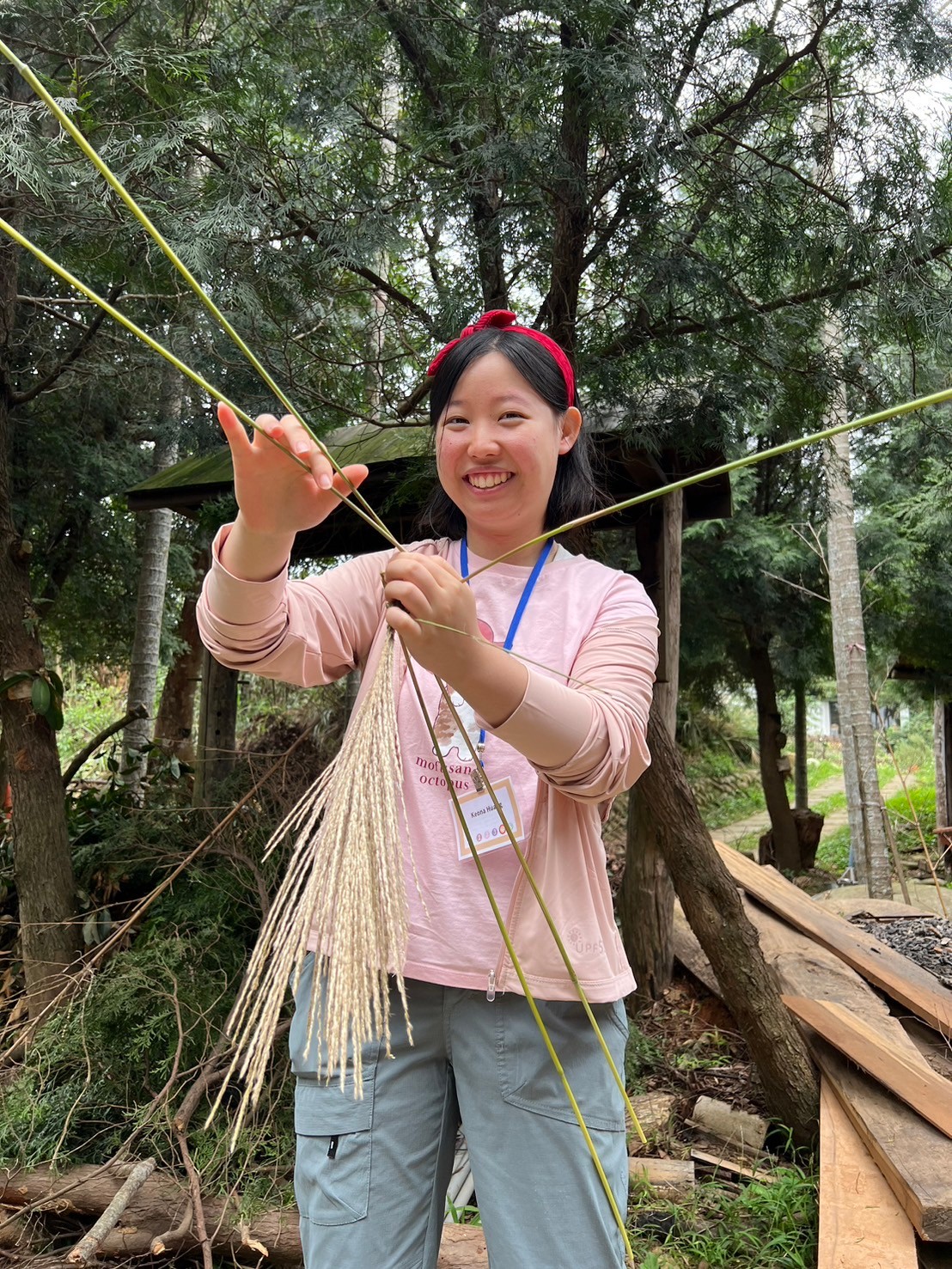 Learning how to weave Hakka-style cricket cages in Taoyuan, Taiwan!