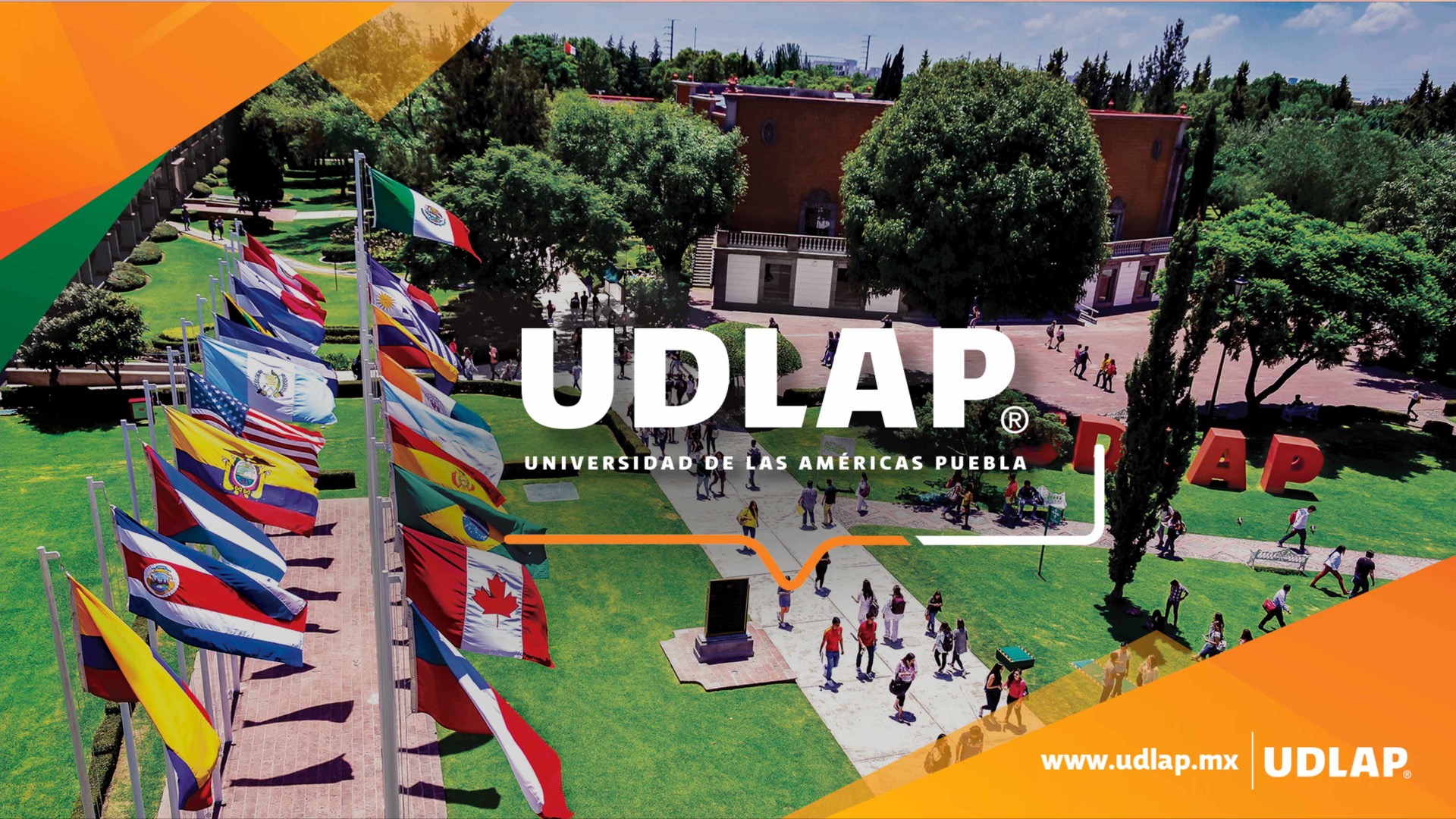 Students from across the globe on the UDLAP campus